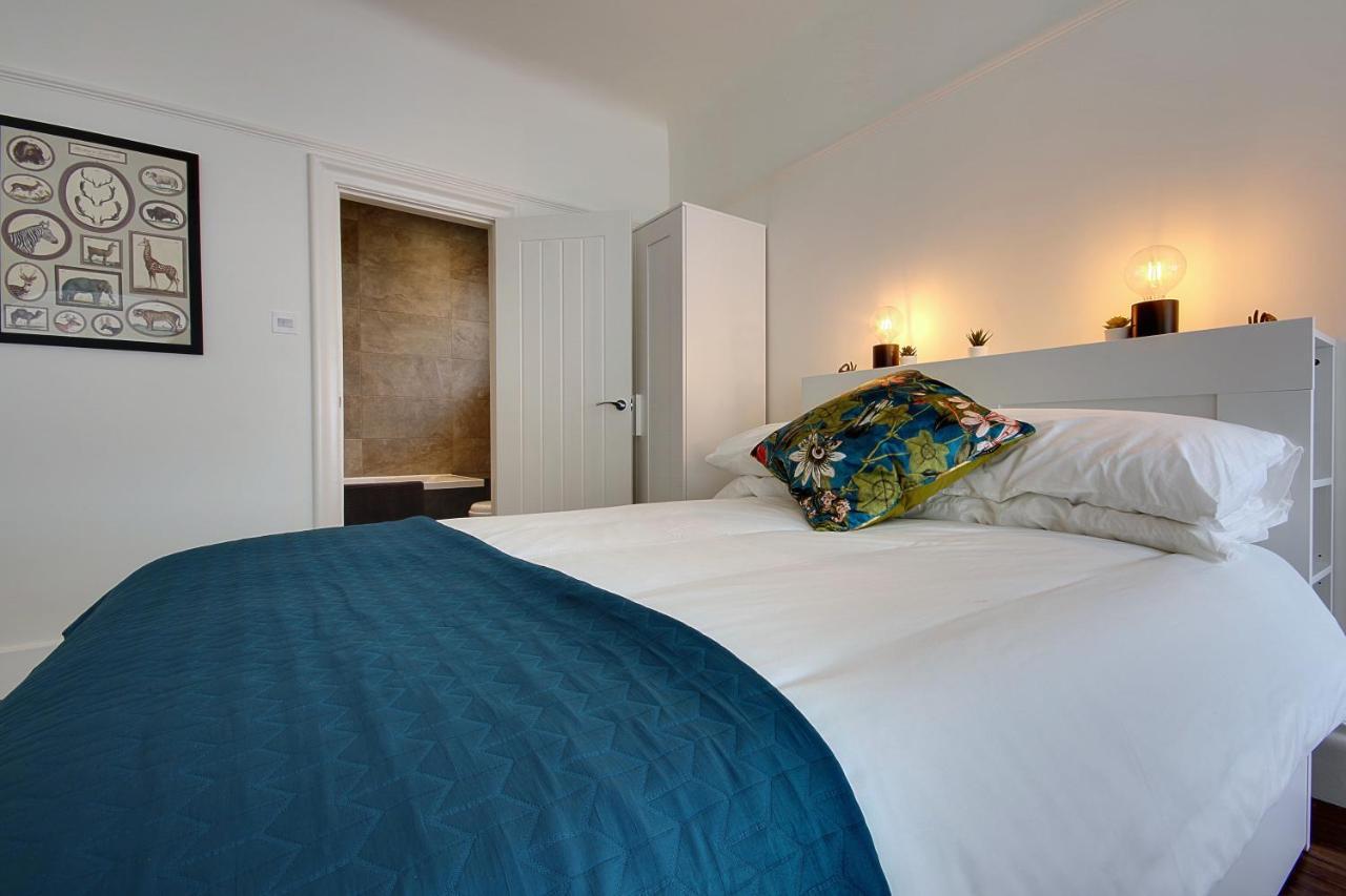 Large En-Suite By The Beach بورنماوث المظهر الخارجي الصورة